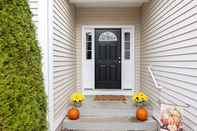 6 Village Ct unit 6, Colchester, CT 06415 - photo 4