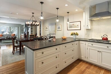 176 Marlborough St unit 1, Boston, MA 02116 - photo 6