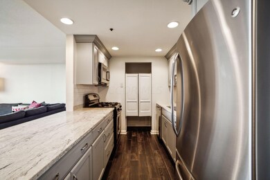 29-web-or-mls-155-w-main-st-404