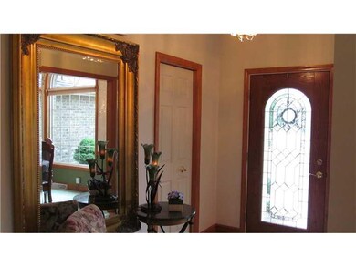 Entry/Foyer.