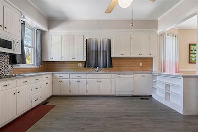 411 E Cedar St, Franklin, KY 42134 - photo 5