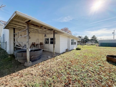 513 S Main St, Fairland, OK 74343 - photo 5