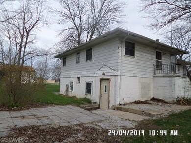 215 Locust St W, Three Oaks, MI 49128 - photo 5