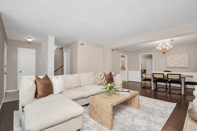 10313 Briar Forest Dr unit 31, Houston, TX 77042 - photo 3