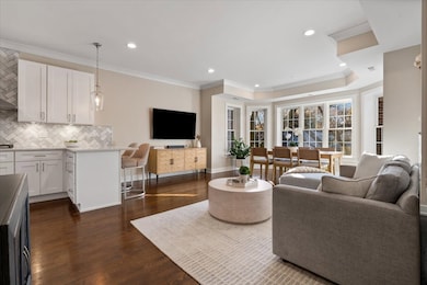 5117 N Winchester Ave unit 2S, Chicago, IL 60640 - photo 2