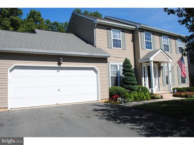 233 E Flagstone Dr, Newark, DE 19702 - photo 2