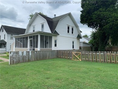 215 19th St, Dunbar, WV 25064 - photo 2
