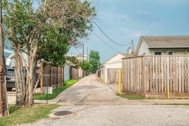 1904 Bradshaw St unit 123, Houston, TX 77008 - photo 3