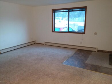 1541 W Tudor Rd unit 8, Anchorage, AK 99503 - photo 2