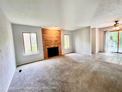 06 Living room