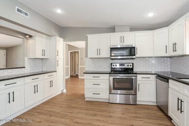 8736 Sanlando Ave, Jacksonville, FL 32211 - photo 6