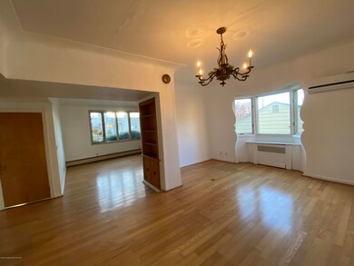 409 W Grove St, Taylor, PA 18517 - photo 3