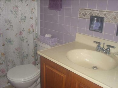 Full Bath.