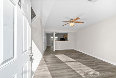 124 Coyote Ct unit 2, Clarksville, TN 37043 - photo 2