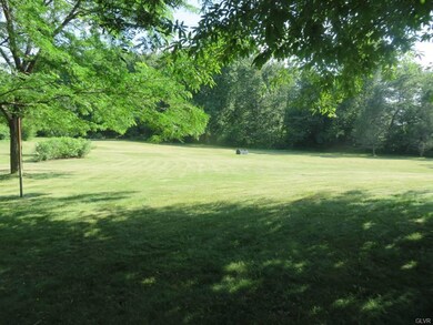 541 Roberts Rd, Nazareth, PA 18064 - photo 6