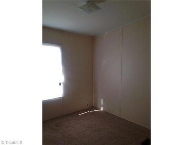 543 Roman Rd, Asheboro, NC 27205 - photo 6