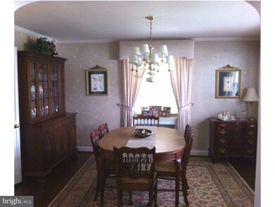 1306 Sussex Rd, Wynnewood, PA 19096 - photo 5