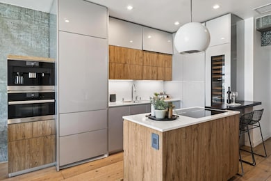 The Mark unit 2703, San Diego, CA 92101 - photo 3