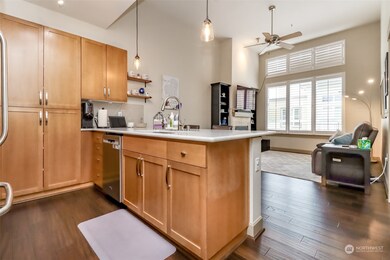 Starpoint unit 411, Issaquah, WA 98029 - photo 4