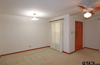 1015 1015 Guinn Dr, Tyler, TX 75701 - photo 7