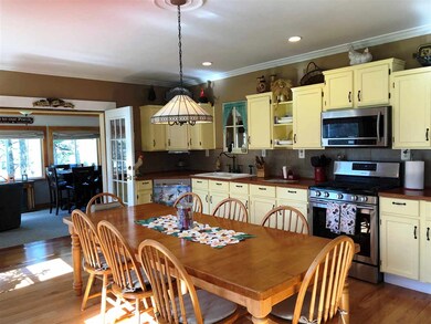 44 Jefferson Rd, Whitefield, NH 03598 - photo 2