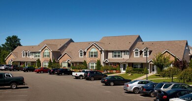 122 Pineview Ln unit 122, Coram, NY 11727 - photo 3