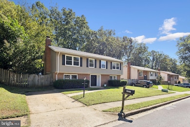 3925 Forge Dr, Woodbridge, VA 22193 - photo 2