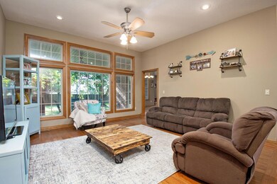 705 N Zion Way Nixa, MO 65714-12