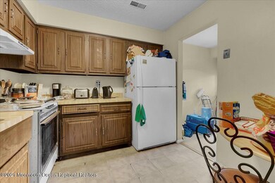 2 Newport Ct unit 228, Brick, NJ 08724 - photo 7