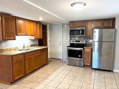 204 S Main St unit 6, Middletown, CT 06457 - photo 5