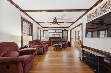 203 Fuller St unit 2, Brookline, MA 02446 - photo 3