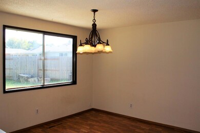 1468 Papago Dr, Medford, OR 97504 - photo 7