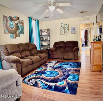 1503 25th St, Gulfport, MS 39501 - photo 2