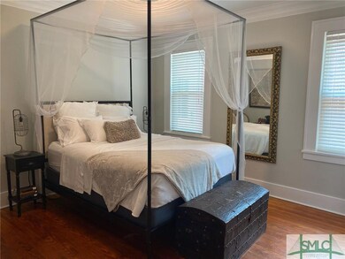 215 E 55th St, Savannah, GA 31405 - photo 3