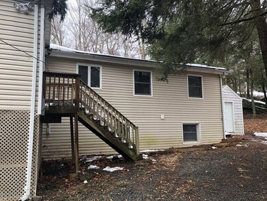 1003 Harmony Dr, Lake Ariel, PA 18436 - photo 2