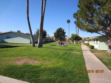 13627 N Newcastle Dr, Sun City, AZ 85351 - photo 3