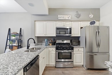 1389 S Candlestick Way, Waukegan, IL 60085 - photo 6