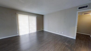 5515 Gaston Ave unit 115, Dallas, TX 75214 - photo 2