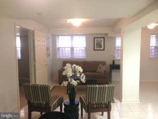 1441 Spring Rd NW unit B01, Washington, DC 20010 - photo 5