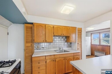 175 Union St, Lodi, NJ 07644 - photo 6