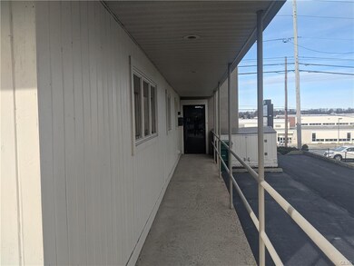 2710 William Penn Hwy unit 2nd Floor, Easton, PA 18045 - photo 3