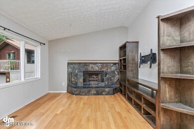03-Living Room MS_4219