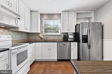 2 Rittenhouse Ct unit 180, Chesterbrook, PA 19087 - photo 5