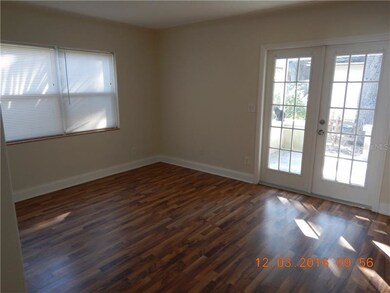1110 Jackson St N, Saint Petersburg, FL 33705 - photo 3