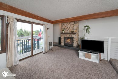Living Room_3109-FULL