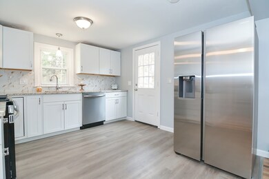 19 Meadowview Rd, Foxboro, MA 02035 - photo 4