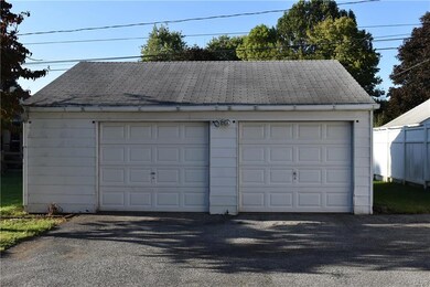 Full 2 car garage with extra workspace area on rig