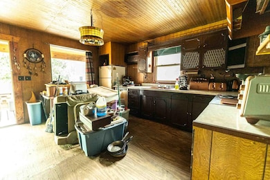 N6814 Eddy Rd, Black River Falls, WI 54615 - photo 5