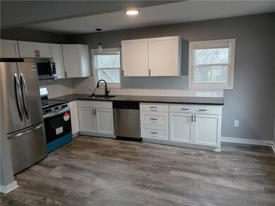 130 15th St, Osawatomie, KS 66064 - photo 6