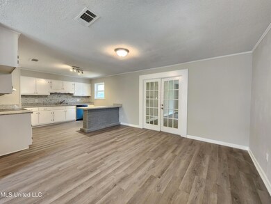 9616 Wilkerson Cir, Moss Point, MS 39562 - photo 6